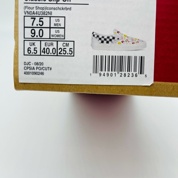 Classic Slip-On Vans - Picture 12 of 12